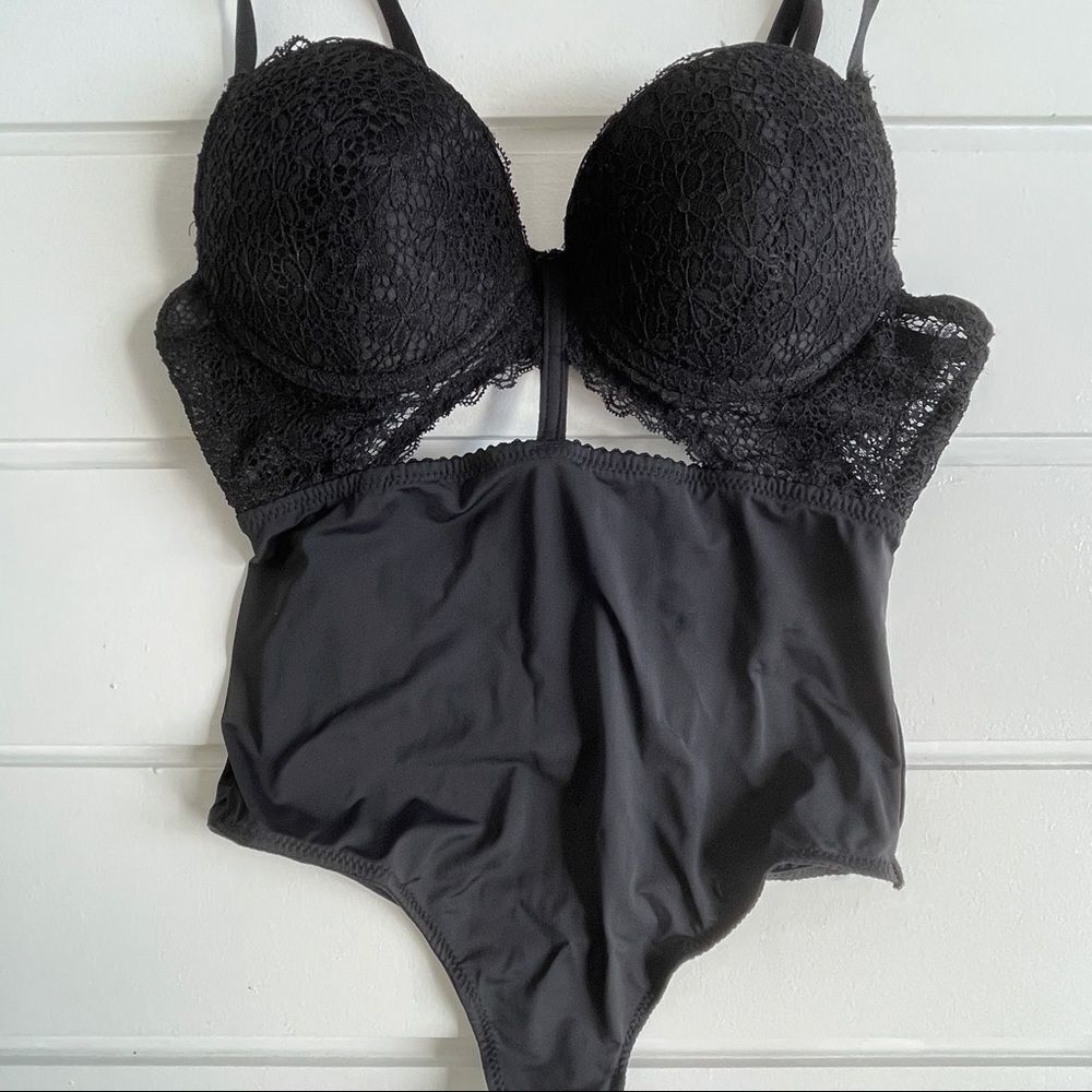 Black Lined Push Up Bodysuit With Back Closure Excellent Condition Small